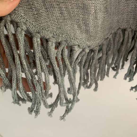 My Collection grey oversized sweater with fringe Size XL - Picture 5 of 9